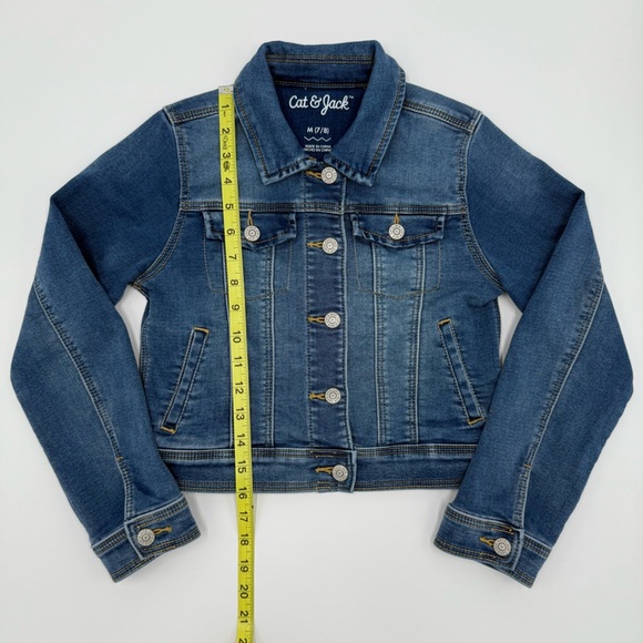 Cat & Jack Girl’s Denim Jacket Blue Size: 7/8 Spring Layering - Picture 6 of 7